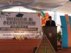 5.wisuda-siswa-sambutan-Pak-Barno