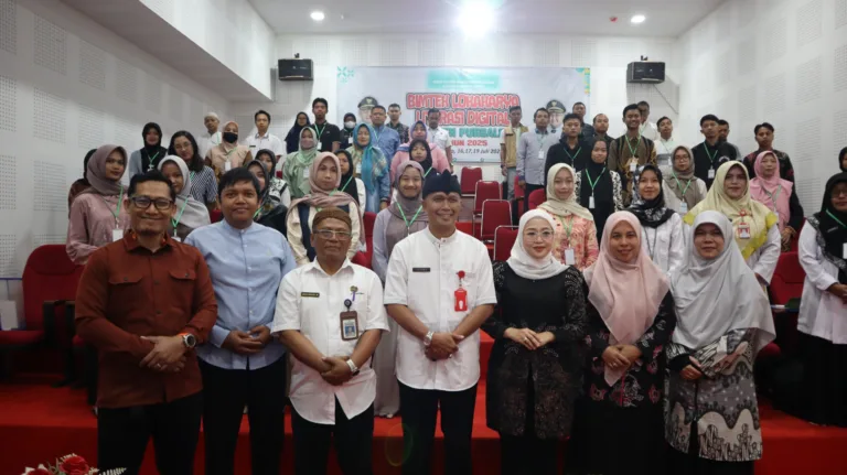 Bimtek Literasi Digital Dorong Masyarakat Melek Teknologi dan Produktif di Era Digital (3)