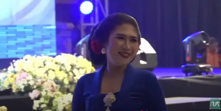 kebaya2