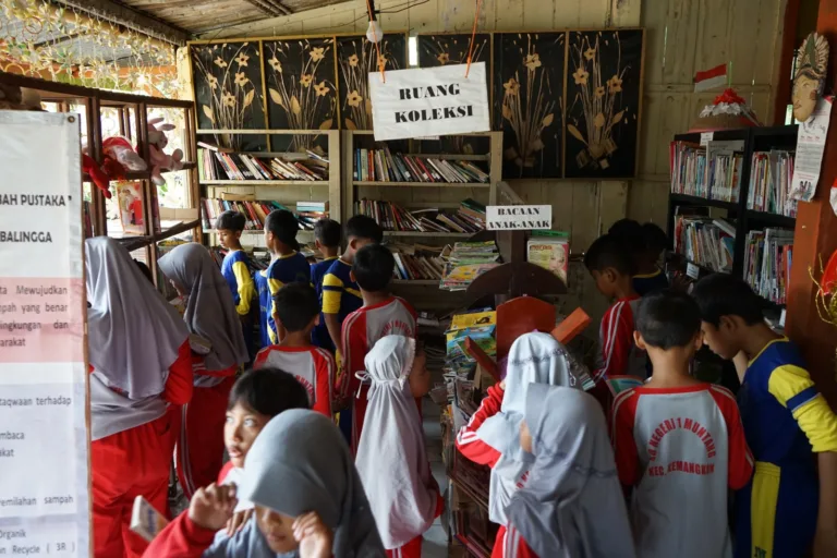 Perpustakaan Bergerak Limbah Pustaka Desa Muntang Raih Penghargaan Nasional dari Perpusnas RI4