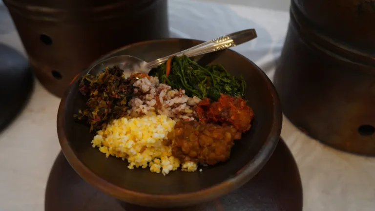 Sega Rejeng, Kuliner Khas Karangjengkol Diperkenalkan di Creative Fusion Festival 20251