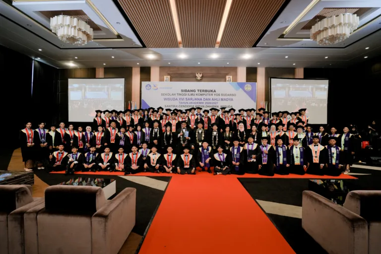 WISUDA STIKOM 2026-12